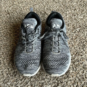 APL Size 7.5 Techloom‎ Pro Gym Shoes in Grey